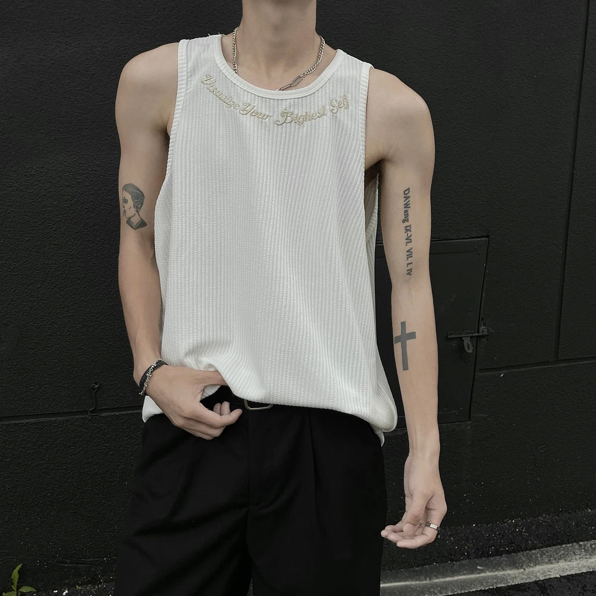 Hipsn  -  Summer Men's Letter Embroidery Tank Top Black White Oversized Sleeveless T-shirts for men